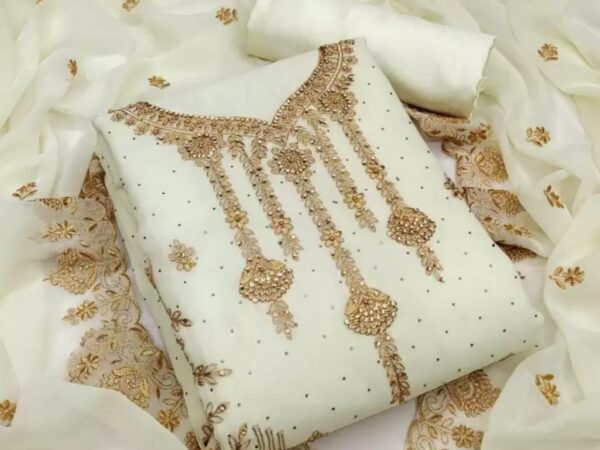 এমব্রয়ডারি জর্জেট থ্রি পিস