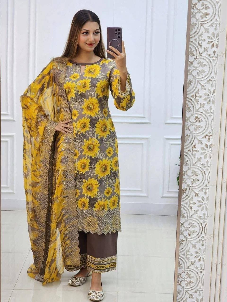 1769952784_L_2 🌸 Digital Printed 3 Piece Set with Lace Work 🌸 - Image 1