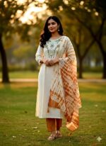 🌸 আনস্টিচড থ্রি-পিস ড্রেস 🌸 - Image 4